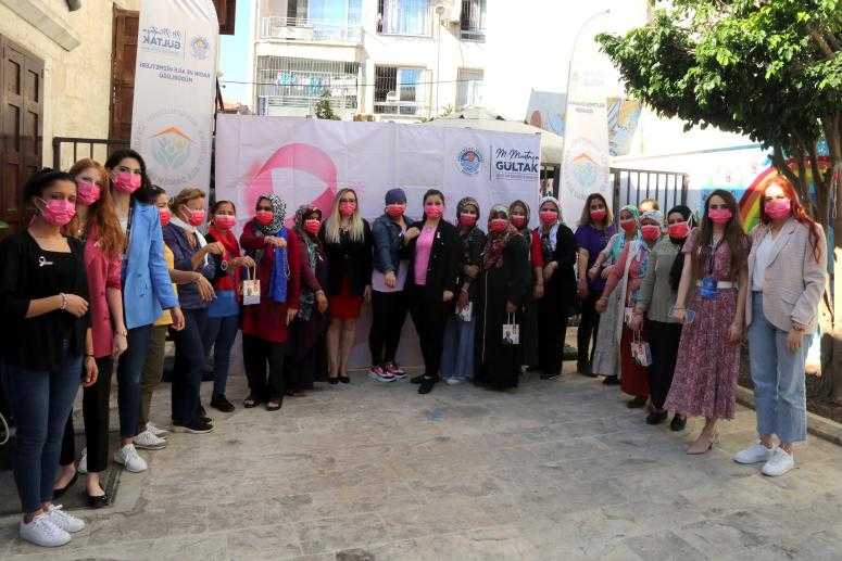 Akdenizli kadınların katılımıyla, meme kanseri farkındalık etkinliği düzenlendi “PEMBE BİLEKLİK BİLEĞİMDE KONTROL ELİMDE”